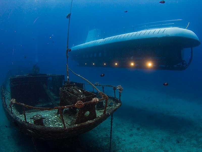 Exklusives Privat-U-Boot für den Unterwasserflug 